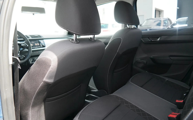 Skoda Fabia cena 59900 przebieg: 26374, rok produkcji 2021 z Tykocin małe 352